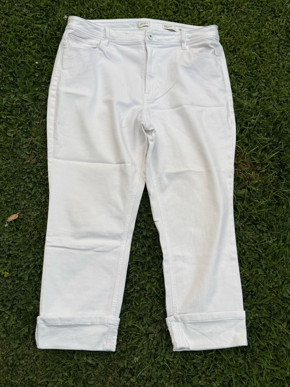 J Jill Denim 5-pocket "High Rise Cropped" cuffed jeans - Size 14